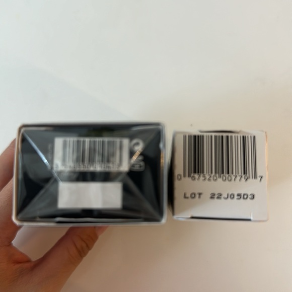 Laboratoires Filorga illuminating fluid and Reversa regenerative serum - Picture 3 of 4